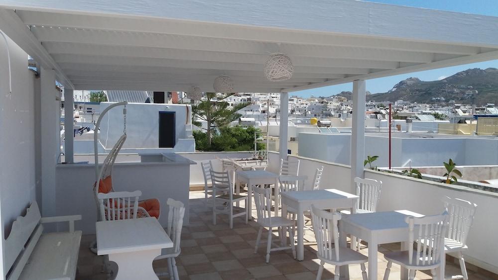Pension Verykokkos Naxos City Buitenkant foto