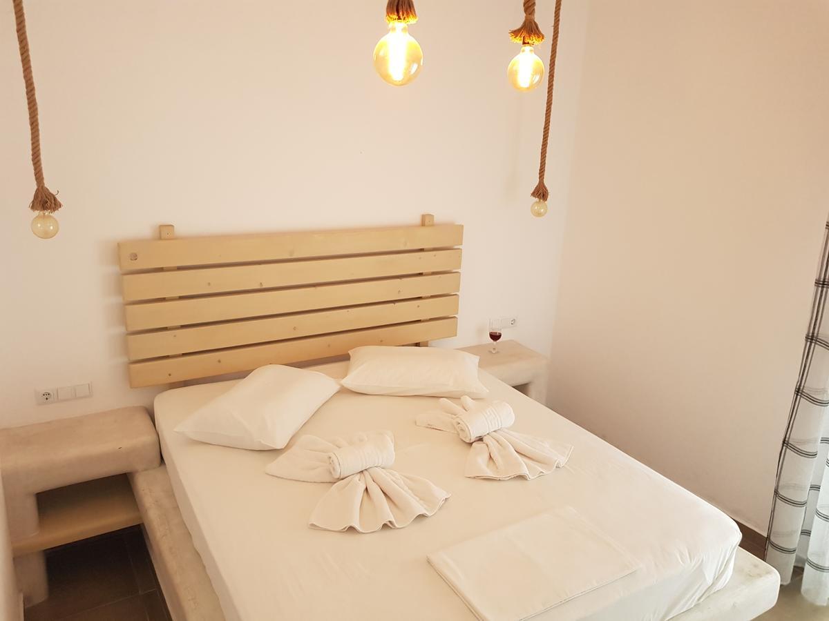 Pension Verykokkos Naxos City Buitenkant foto