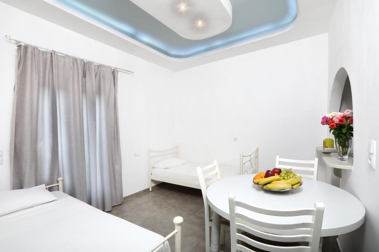 Pension Verykokkos Naxos City Buitenkant foto